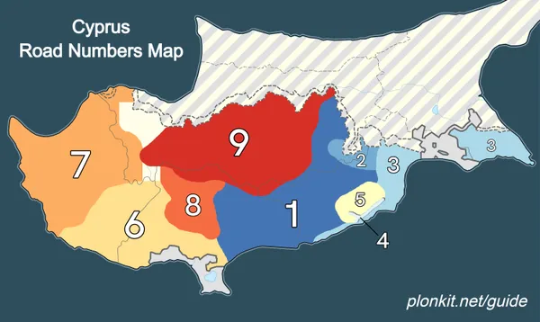 Дорожные знаки Кипра указывают категории A, B, E и F по номеру