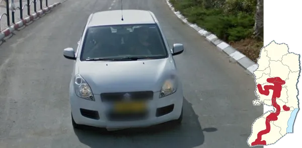 Белый Suzuki патрульного автотранспорта безопасности на Западном береге