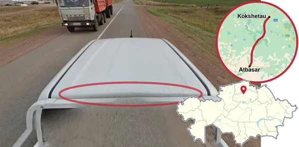 Тонкий слой грязи и пыли на задней части крыши авто между Кокшетау и Атбасаром