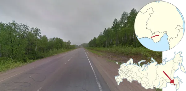Единственная дорога из Биробиджана в Еврейской автономной области, туман и дождь