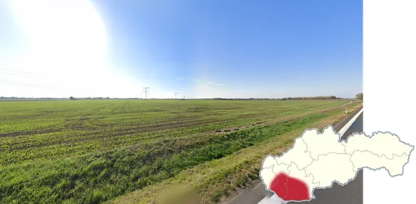 Абсолютно ровные сельскохозяйственные поля западных низменностей Словакии