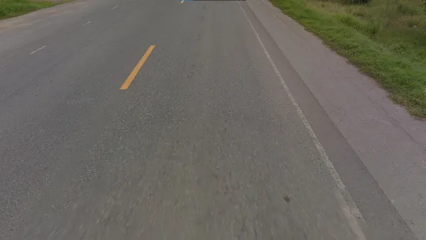 Пользовательская улица без видимого автомобиля Street View в Gen-3