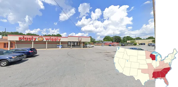 Логотип сети супермаркетов Piggly Wiggly в витрине магазина Висконсин